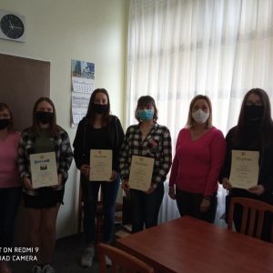 Laureaci konkursu na projekt graficzny „Logo biblioteki szkolnej” oraz „Najlepszy czytelnik miesiąca października”